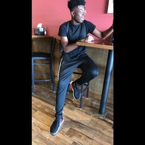 Meet your Posher, Royal